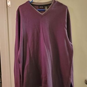 Axcess Men's maroon long sleeve sweater